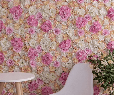 Blumenwand Hochzeit Komposition