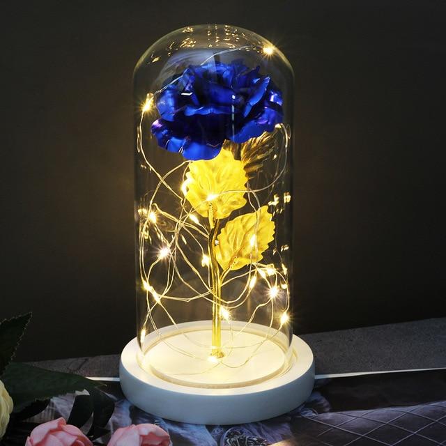 Leuchtende Rose Intensives Blau